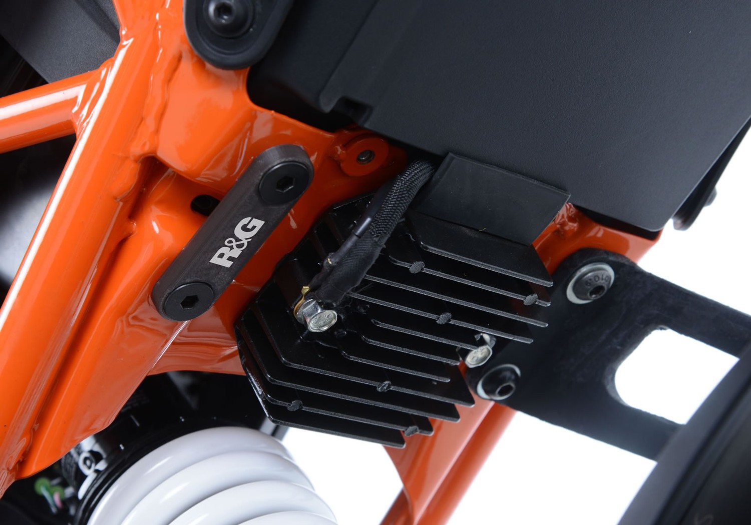 R&G Racing Exhaust Hanger & Left Hand Footrest Blanking Plate (kit) for KTM 125 Duke '17-'18 R&G Racing Exhaust Hanger & Left Hand Footrest Blanking Plate (kit) for KTM 125 Duke '17-'18